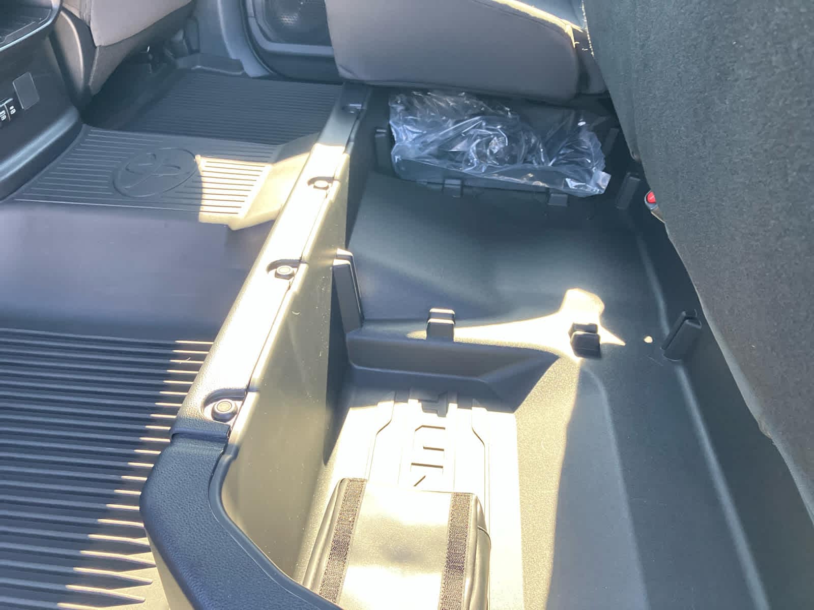 2026 Toyota Tundra SR5 - Photo 34