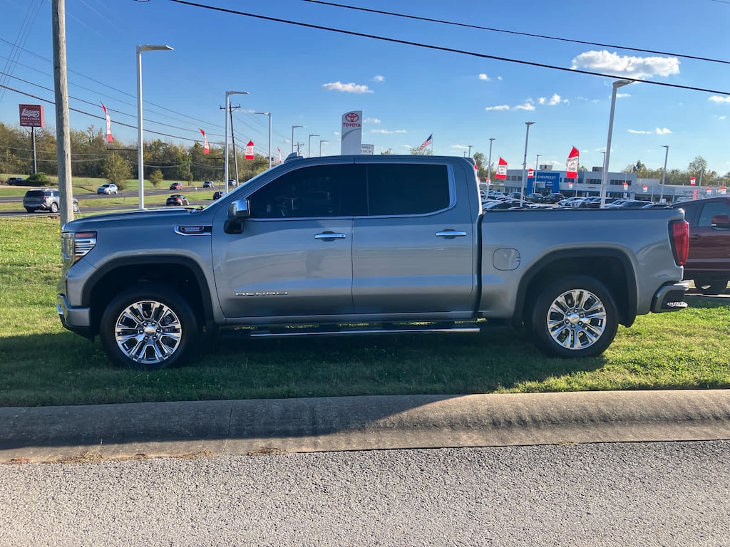 Used 2023 GMC Sierra 1500 Denali 4WD Crew Cab 147 Truck Crew Cab
