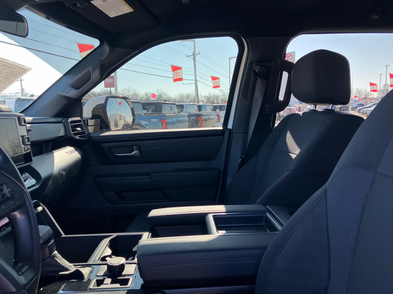 2026 Toyota Tundra SR5 - Photo 10