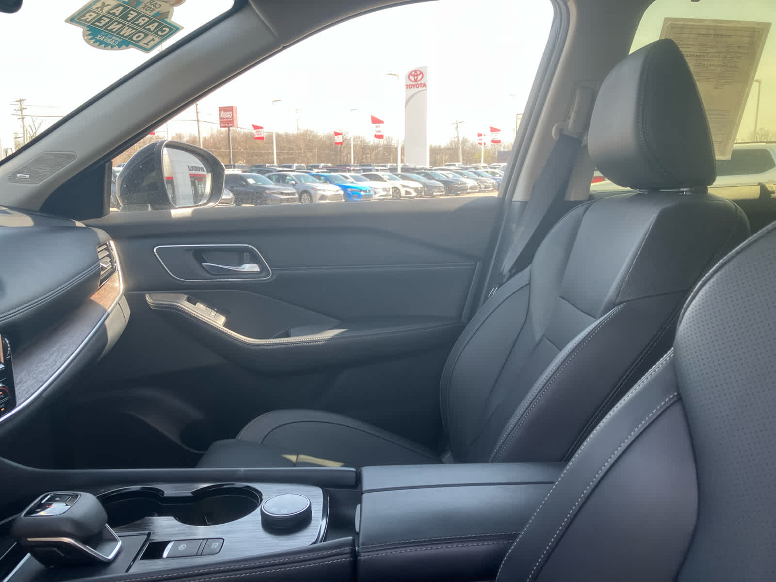 2024 Nissan Rogue Platinum - Photo 10