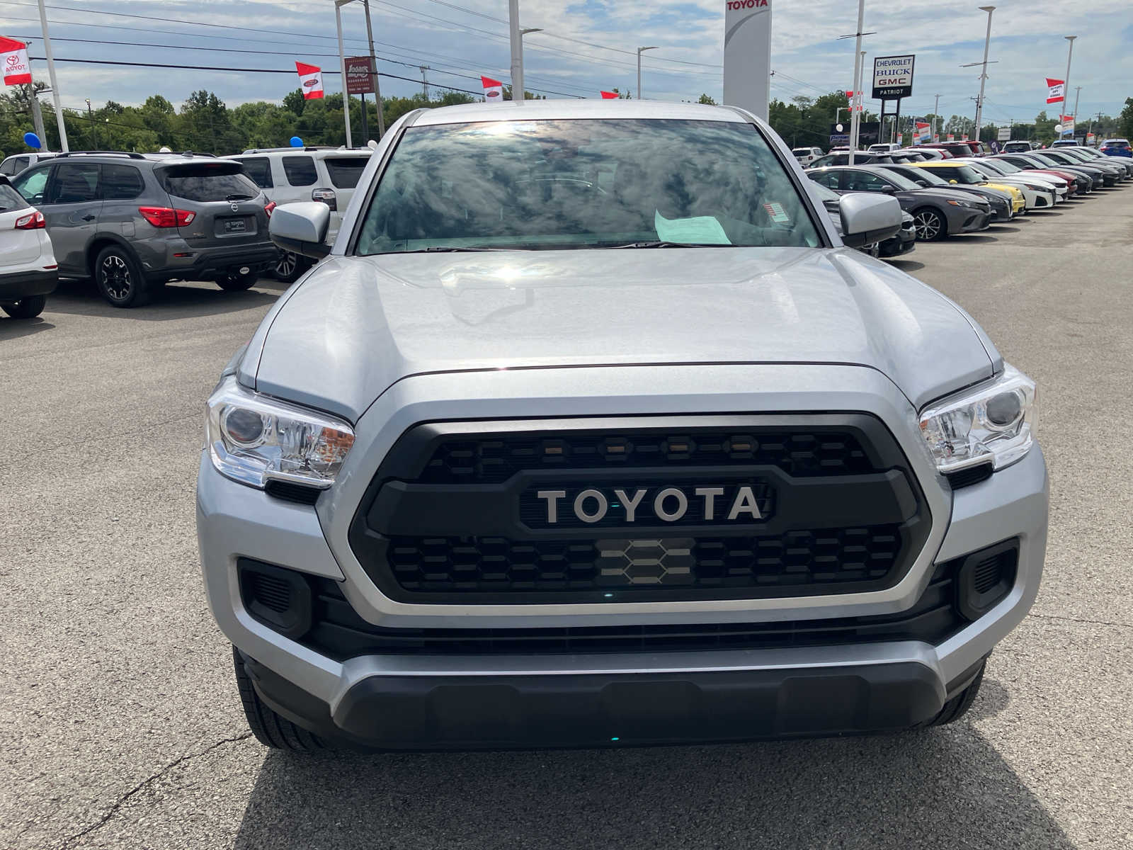 Used 2022 Toyota Tacoma SR with VIN 3TYAX5GN7NT061885 for sale in Hopkinsville, KY