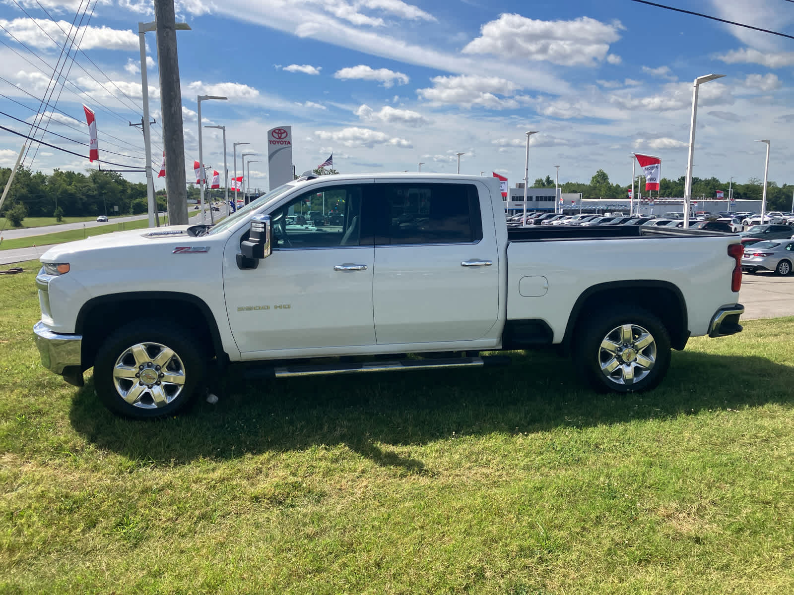2022 Chevrolet Silverado 2500HD LTZ photo 4