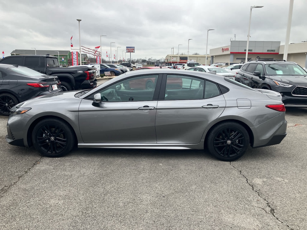 Used 2026 Toyota Camry SE Sedan