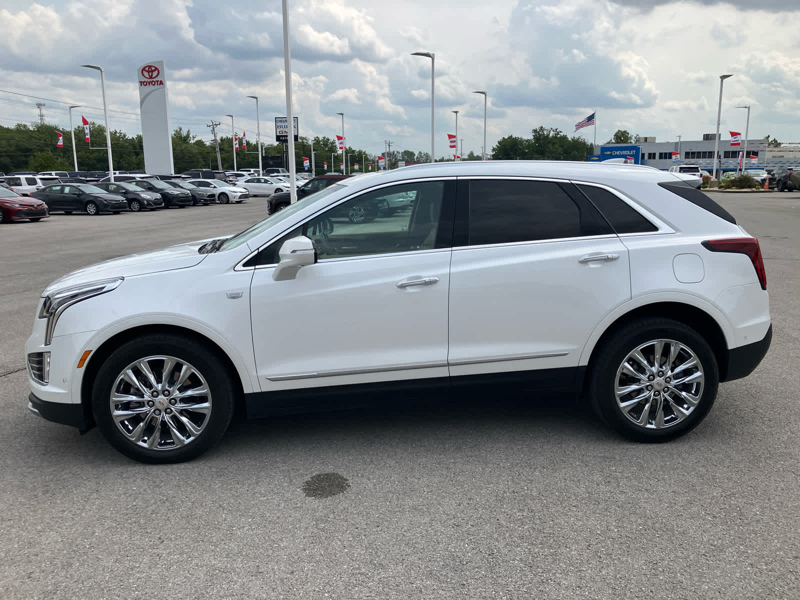 2021 Cadillac XT5 Platinum Premium Luxury photo 4