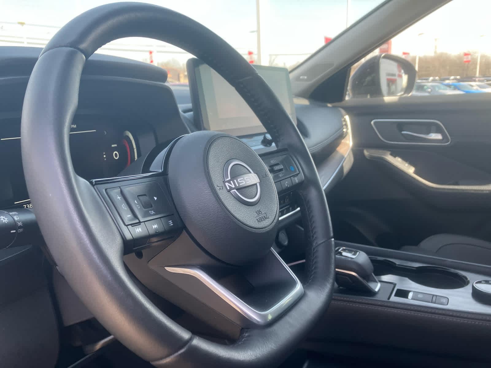 2024 Nissan Rogue Platinum - Photo 9