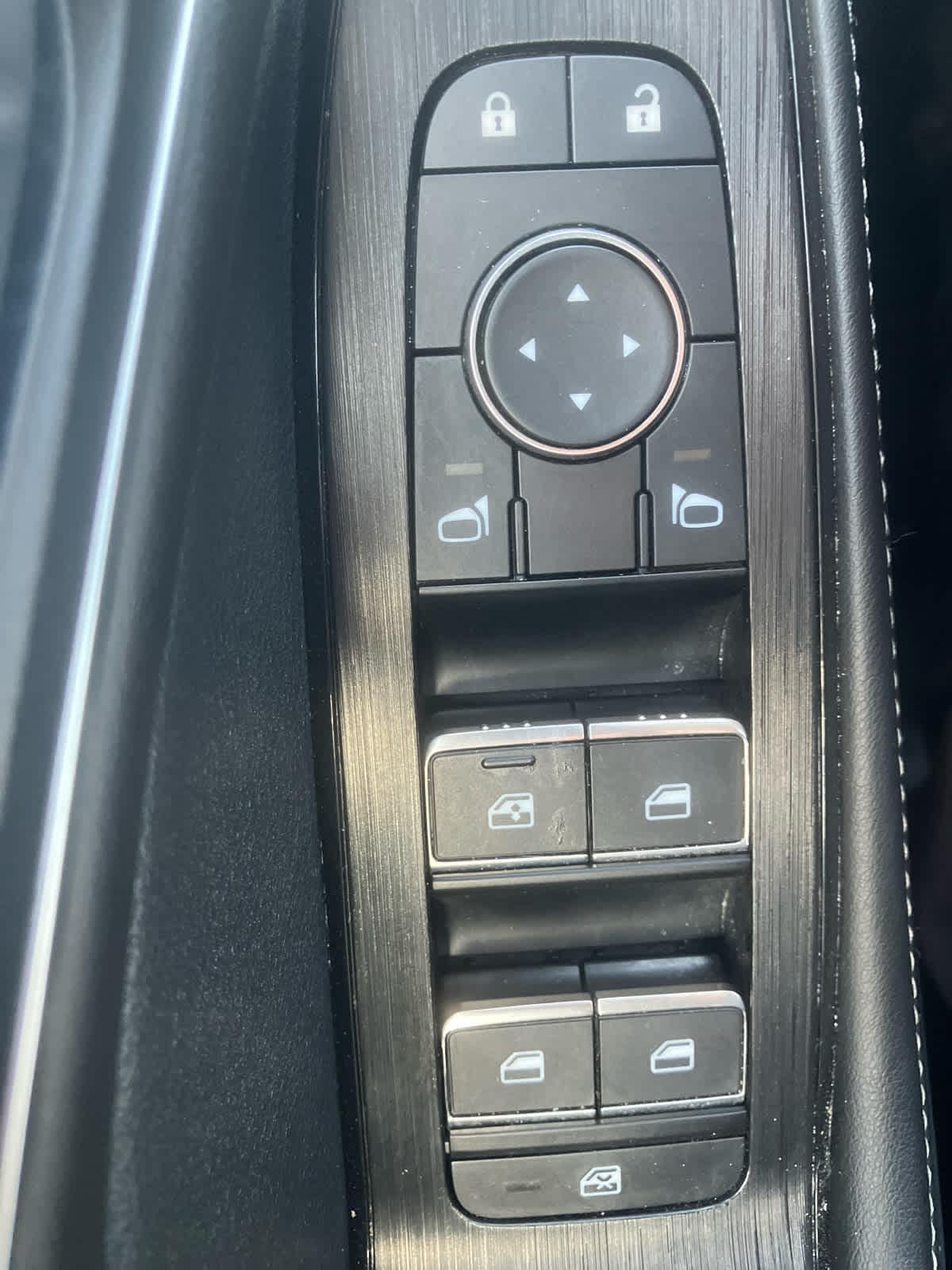 2024 Nissan Rogue Platinum - Photo 13