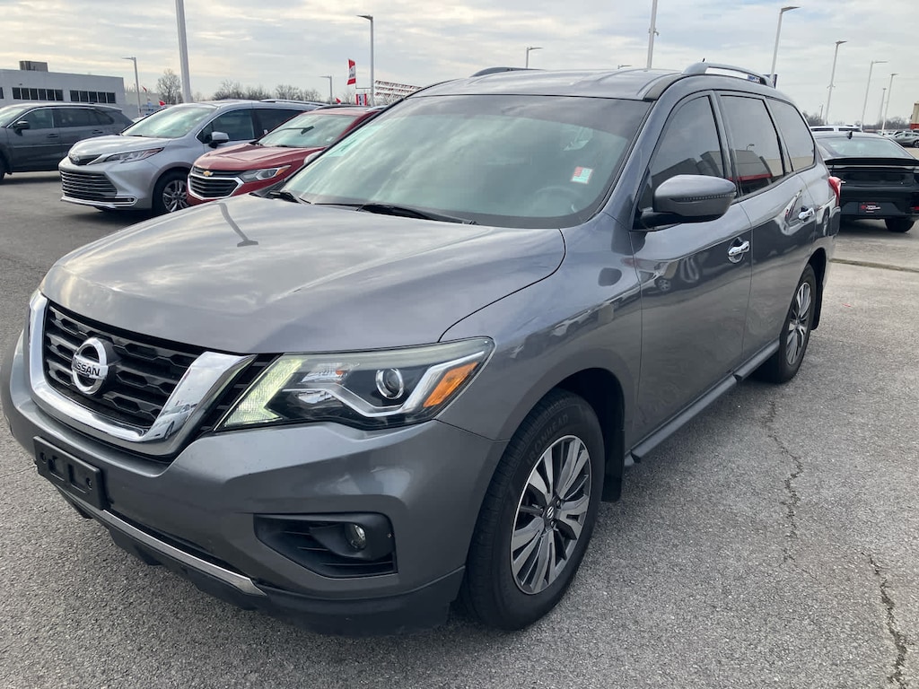Used 2017 Nissan Pathfinder S SUV