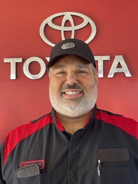 Staff member Humberto Brandt from ID_f5ea1c