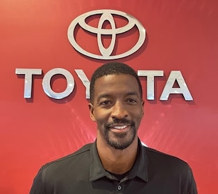 Staff member Isiah Victor from d67782a0c582