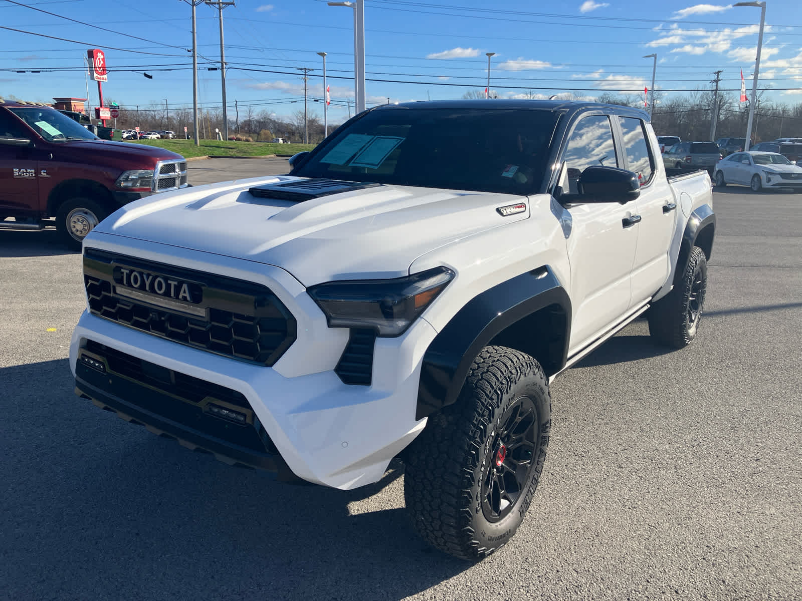 2025 Toyota Tacoma Trailhunter Double Cab photo 3