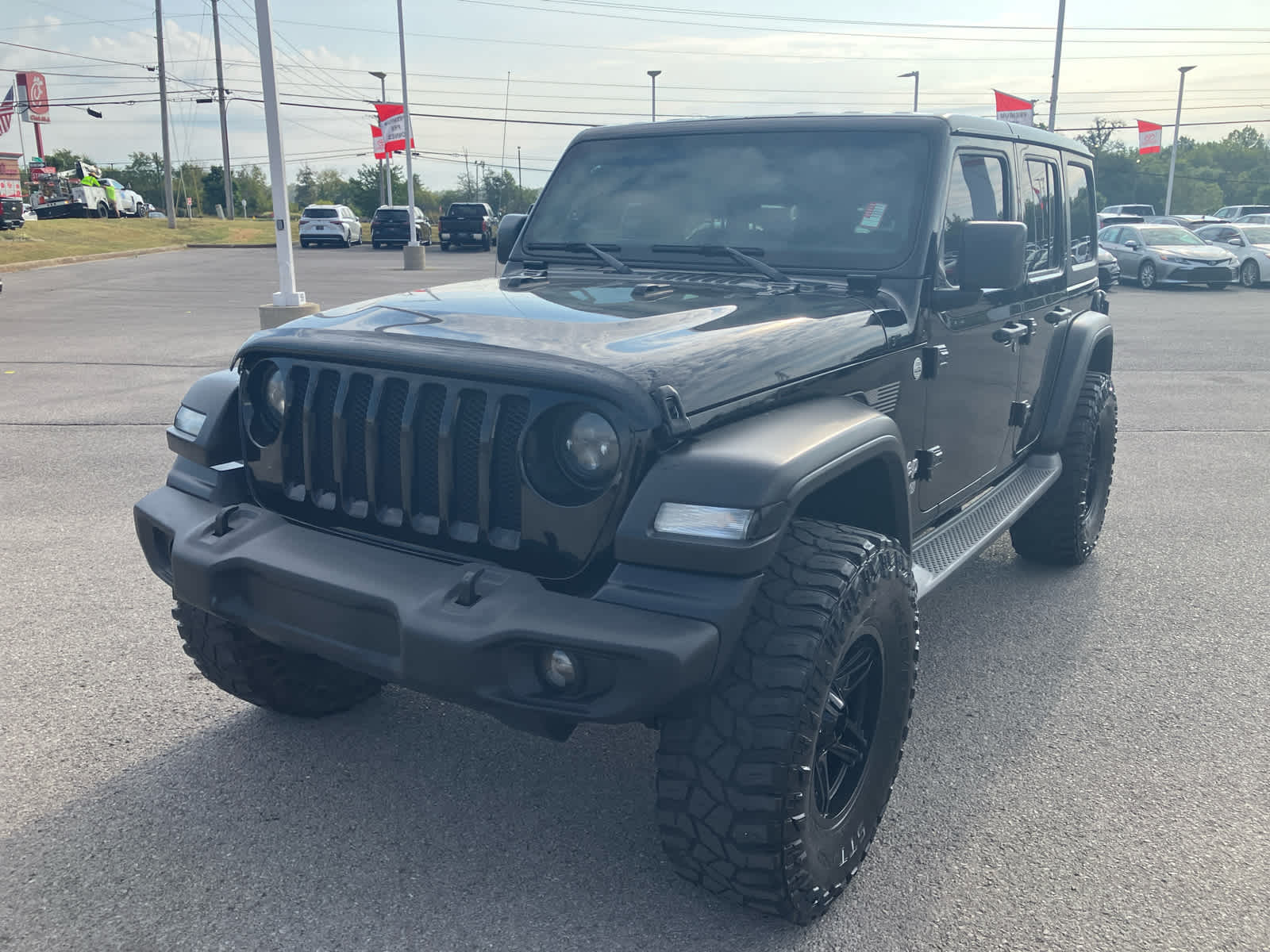 2019 Jeep Wrangler Unlimited Sport S photo 3