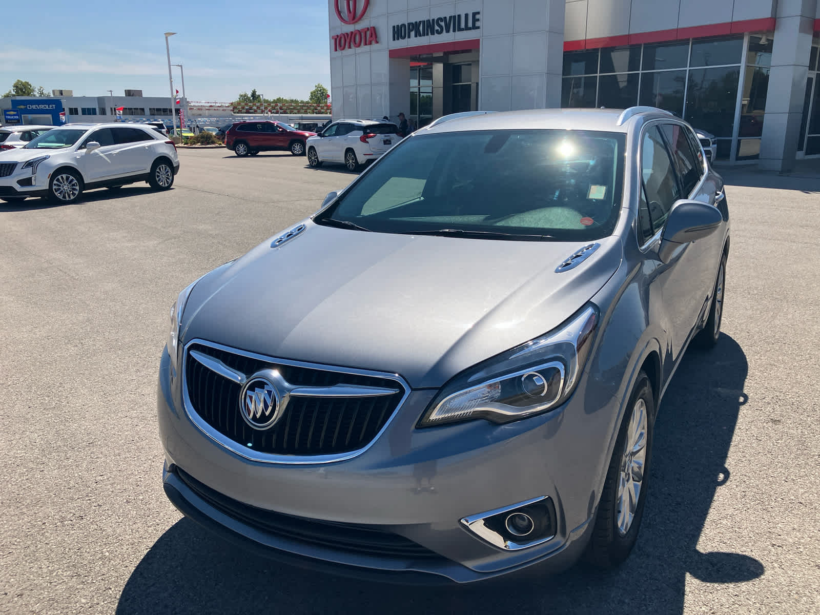 2020 Buick Envision Essence photo 2