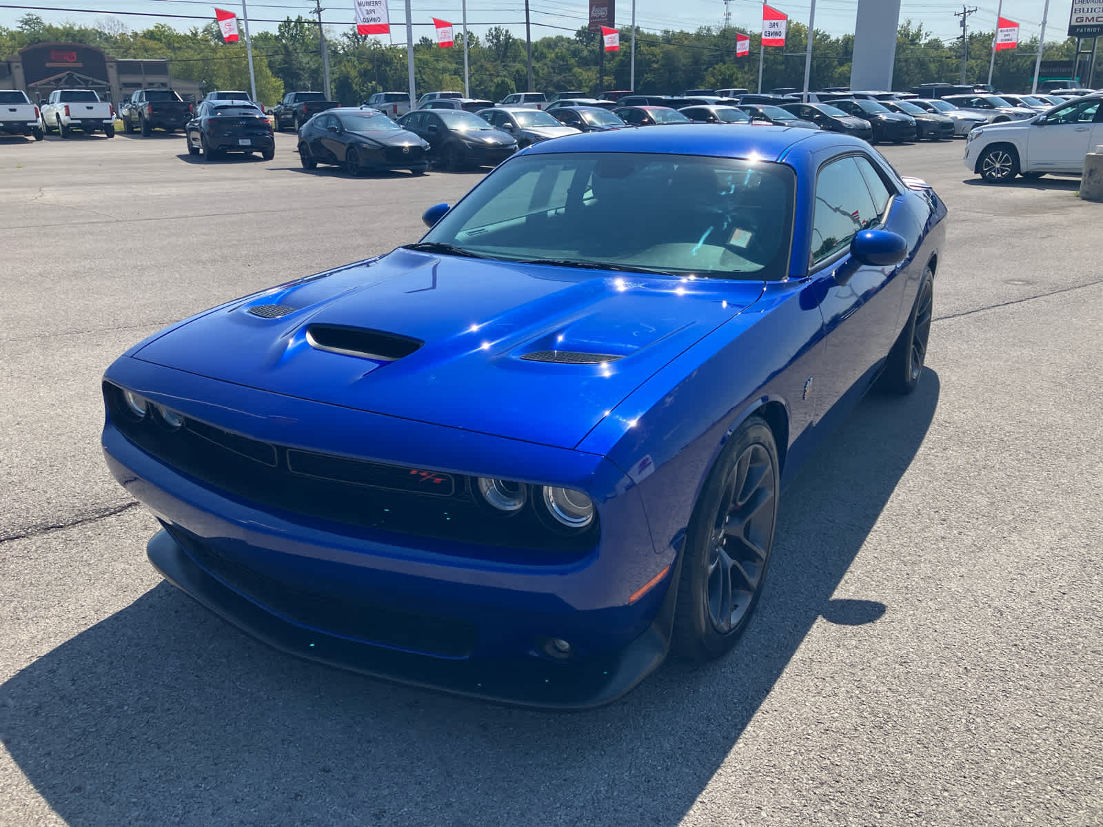 2022 Dodge Challenger R/T Scat Pack photo 2