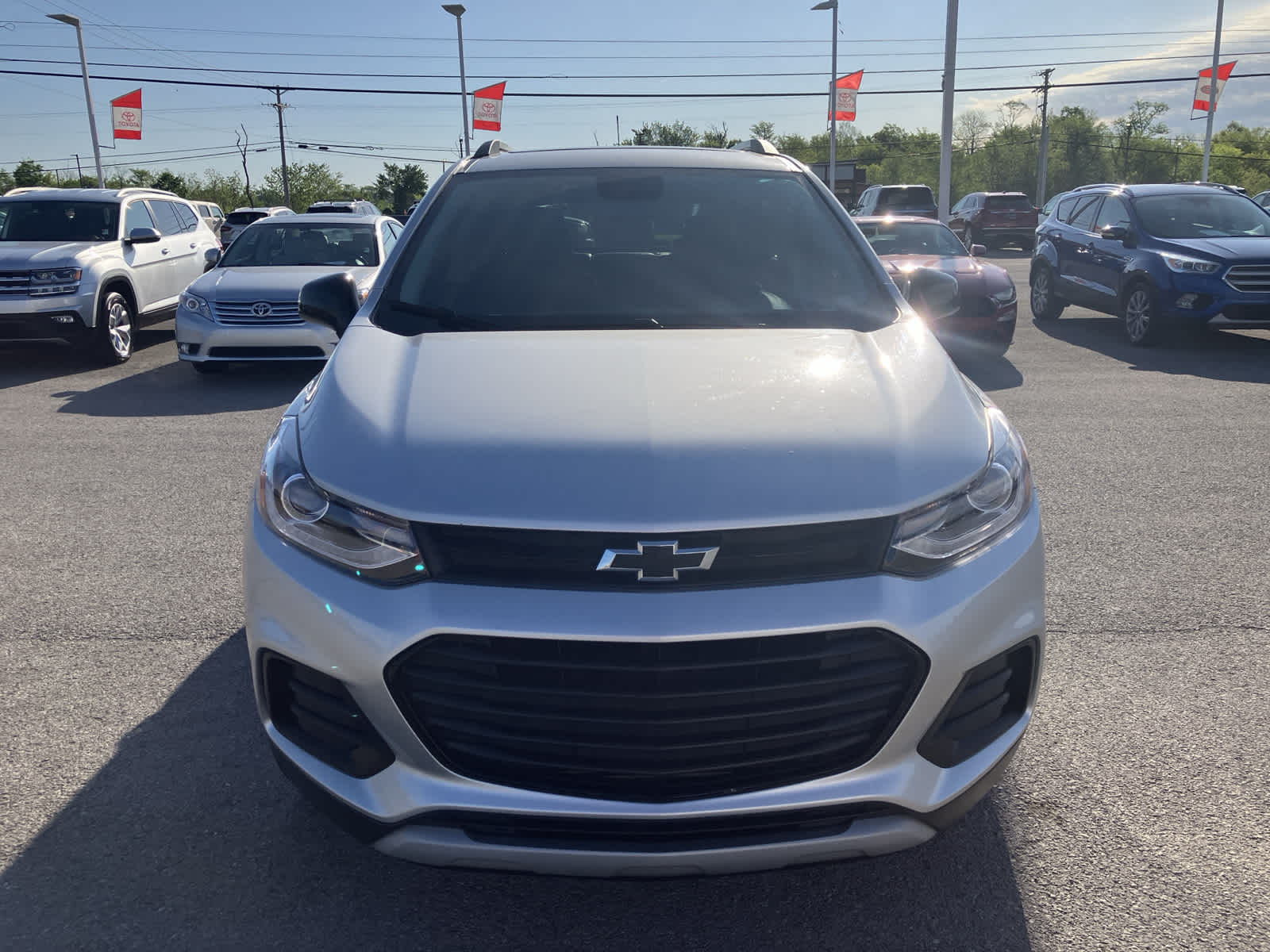 Used 2018 Chevrolet Trax LT with VIN 3GNCJPSB8JL301063 for sale in Hopkinsville, KY