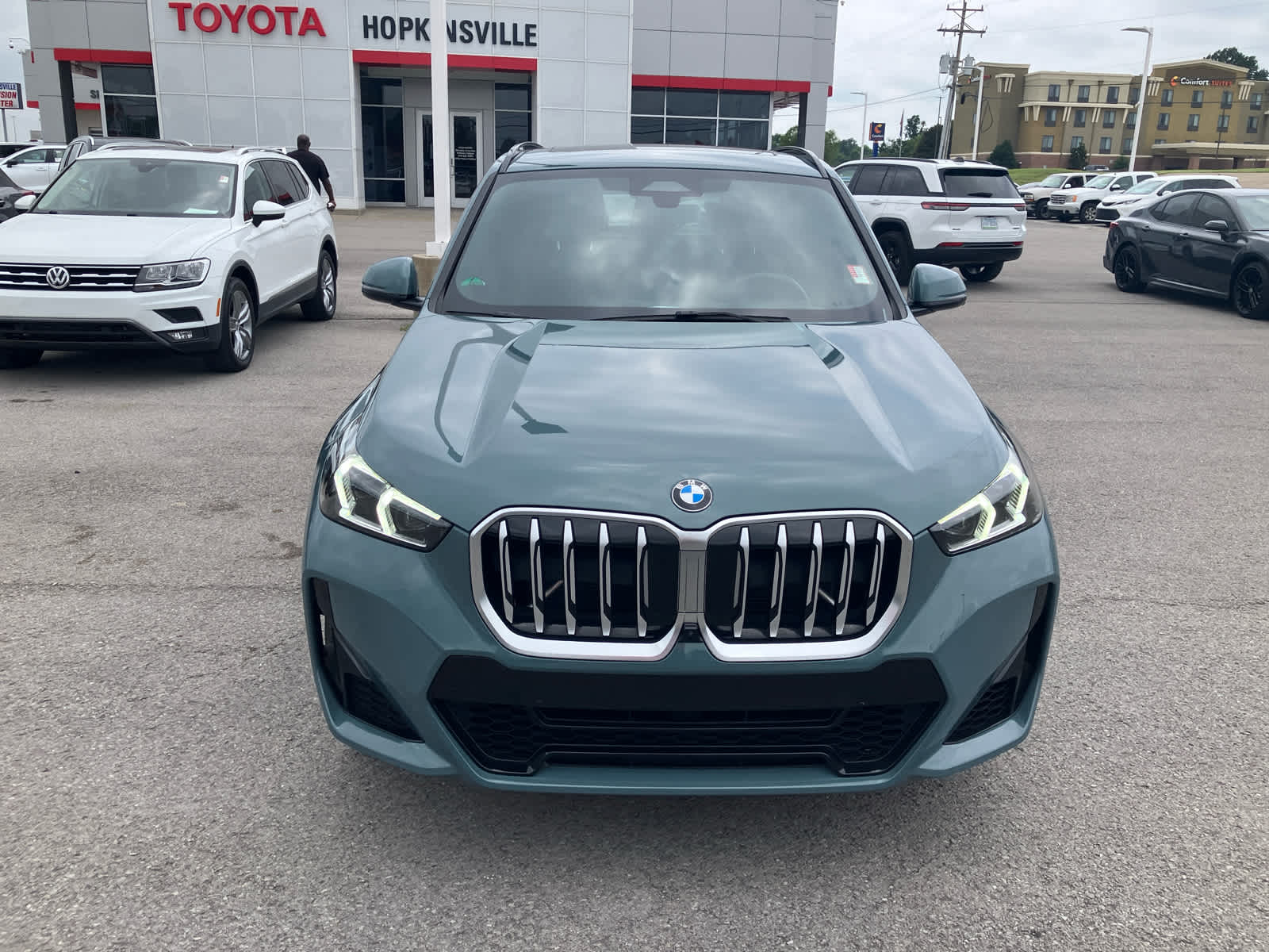 2024 Bmw X1 XDrive28i photo 2