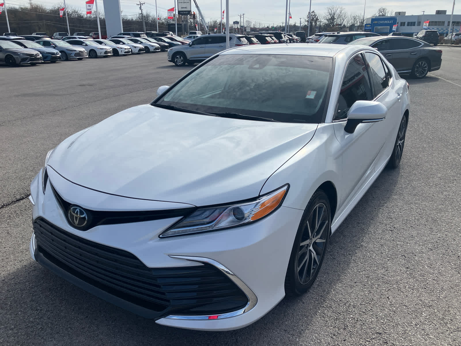2024 Toyota Camry XLE photo 2