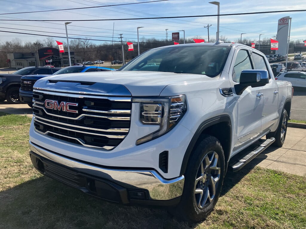 Used 2022 GMC Sierra 1500 SLT 4WD Crew Cab 147 Truck Crew Cab