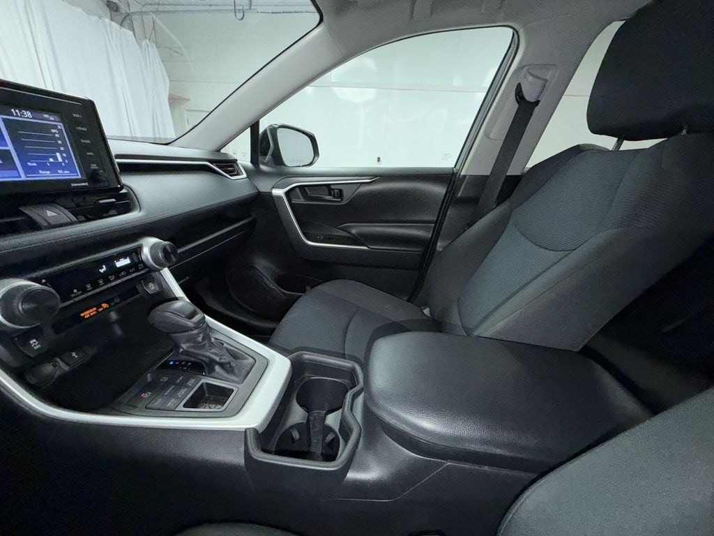 Used 2020 Toyota RAV4 LE SUV