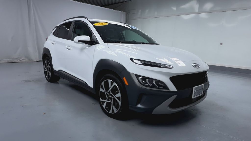 2023 Hyundai Kona Limited photo 2