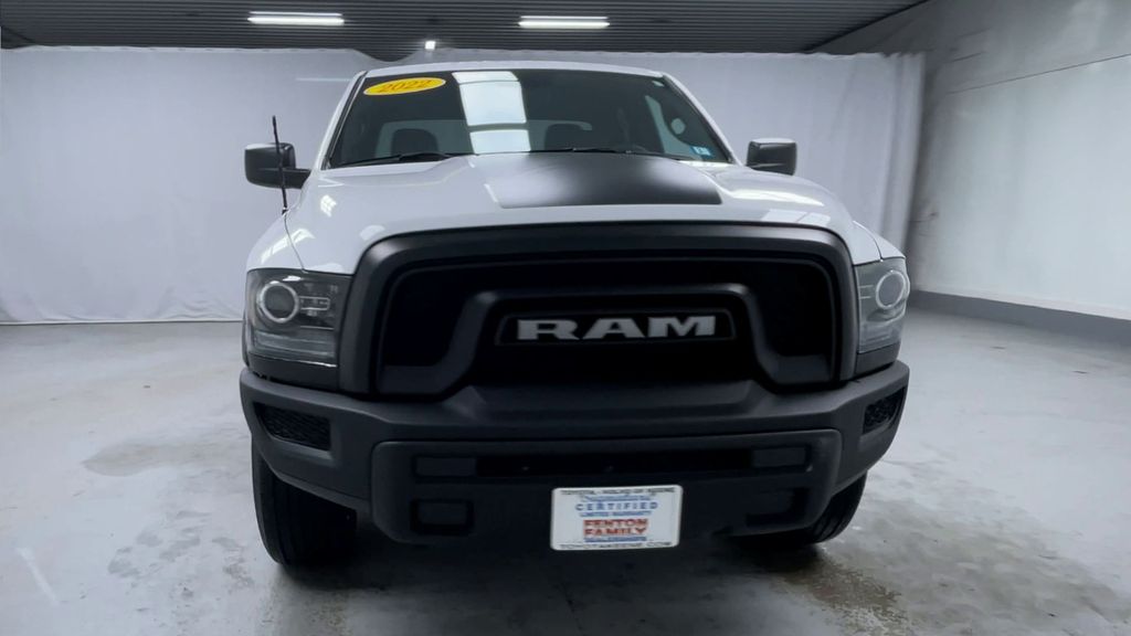 2022 Ram 1500 Classic Warlock photo 3