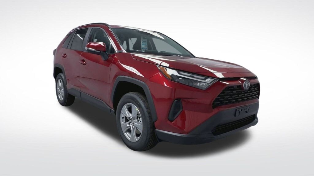 New 2025 Toyota RAV4 XLE SUV