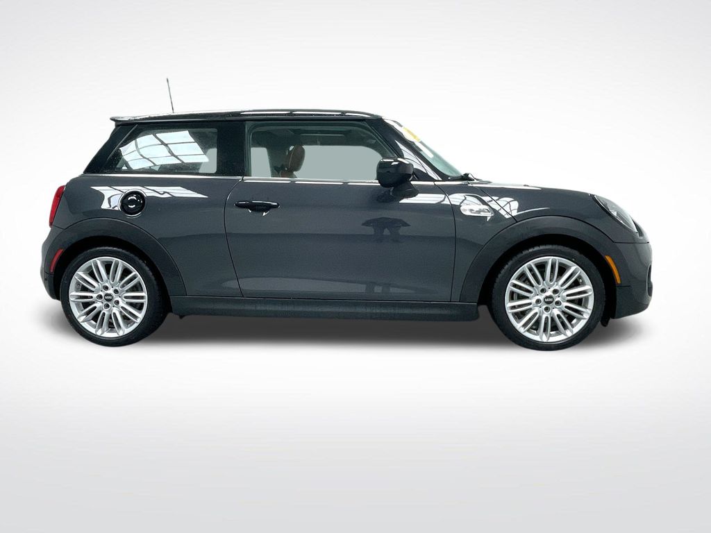 2020 Mini Cooper Hardtop S photo 2