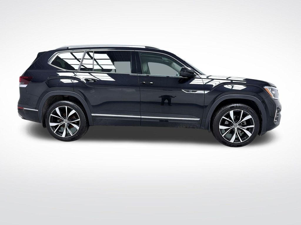 Used 2024 Volkswagen Atlas 2.0T SEL Premium R-Line SUV