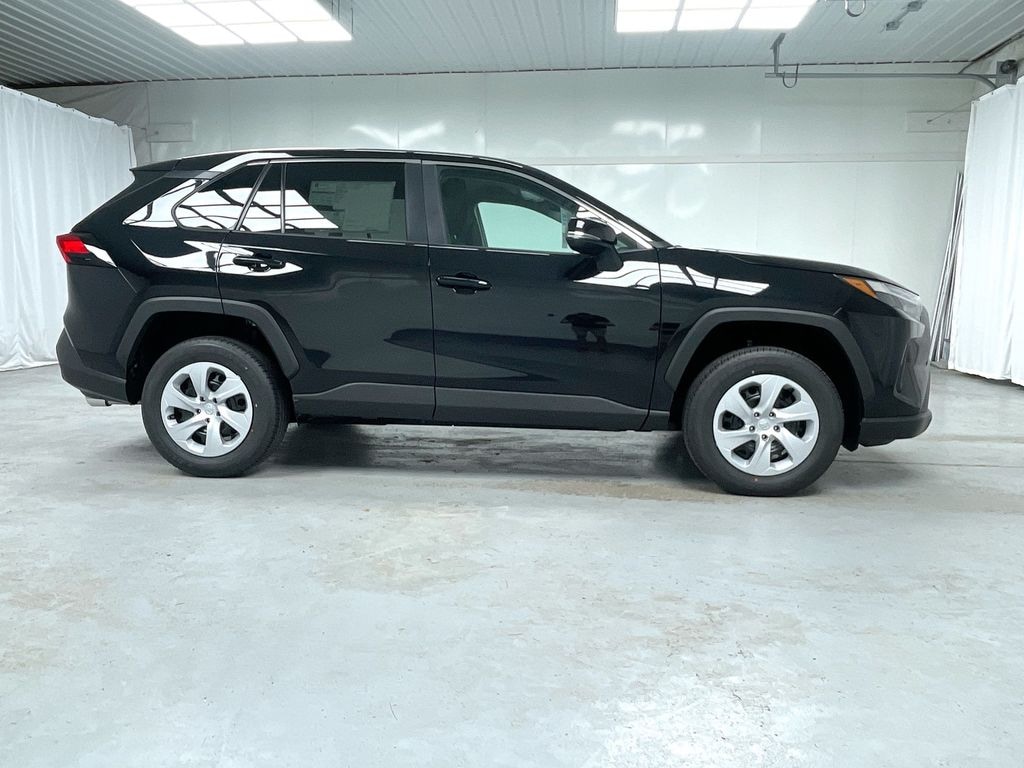 New 2025 Toyota RAV4 LE SUV