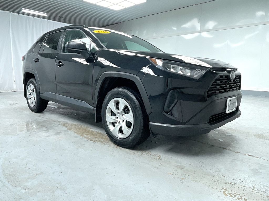 Used 2019 Toyota RAV4 LE SUV