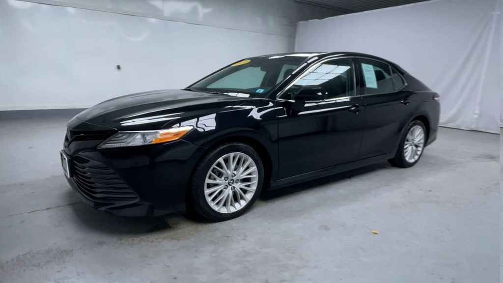 Used 2019 Toyota Camry XLE Sedan