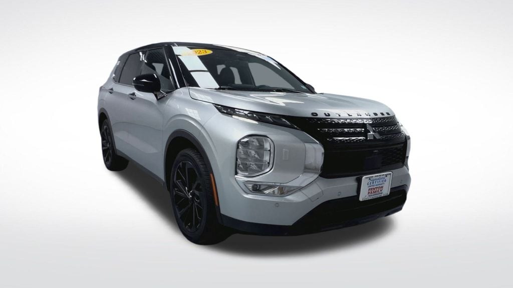 Used 2023 Mitsubishi Outlander SEL SUV