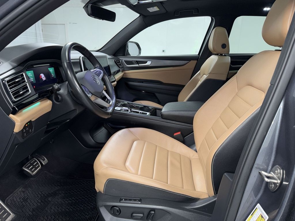 Used 2024 Volkswagen Atlas Cross Sport 2.0T SEL R-Line SUV