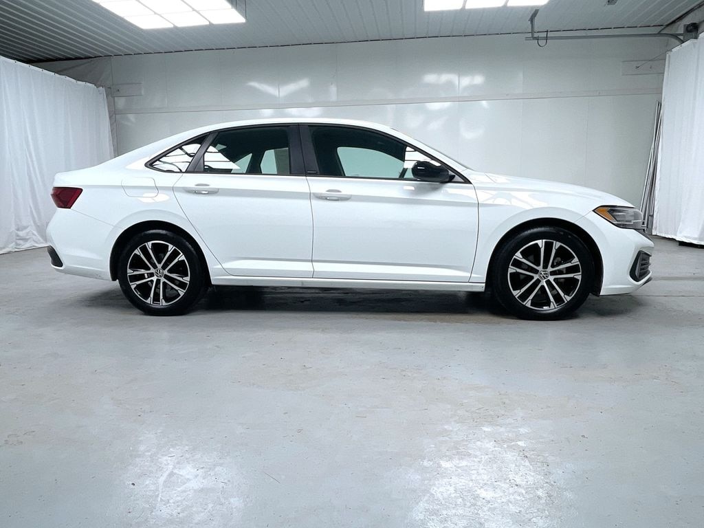 Used 2024 Volkswagen Jetta 1.5T Sport Sedan