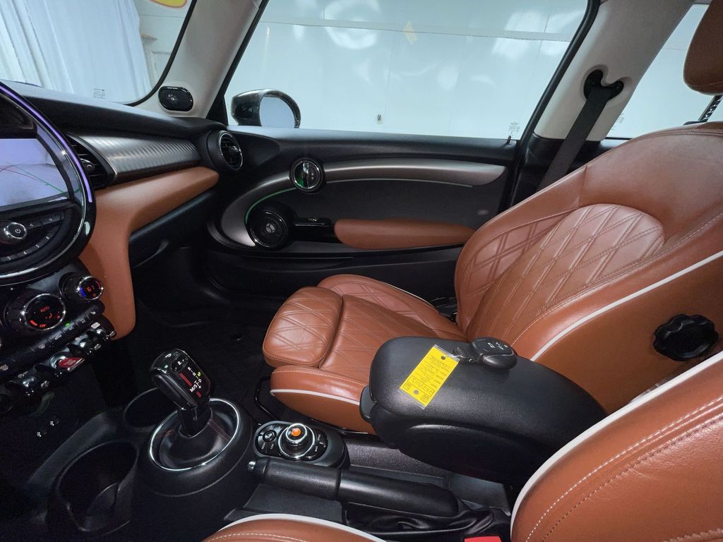 2020 Mini Cooper Hardtop S photo 3