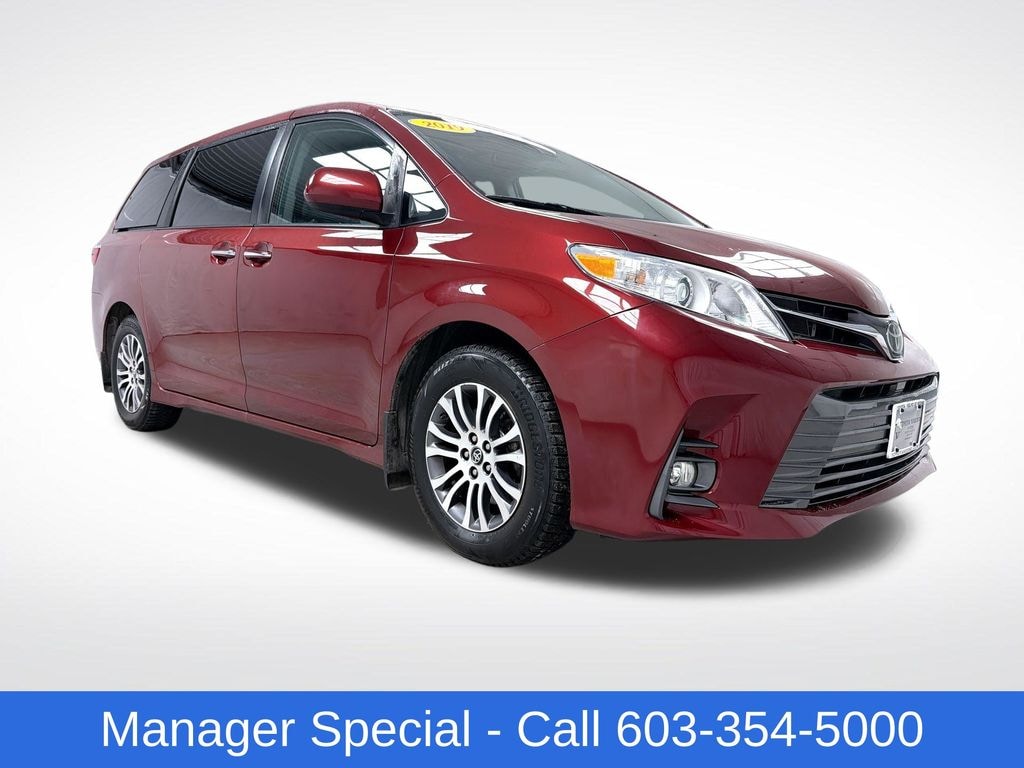 Used 2019 Toyota Sienna XLE Minivan/Van