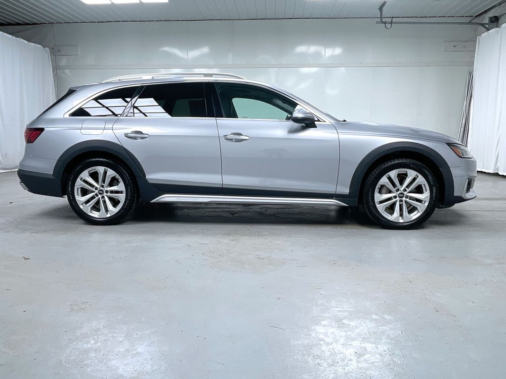2022 Audi A4 Allroad 45 Premium photo 2