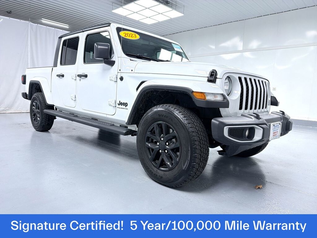 Used 2023 Jeep Gladiator Sport Truck