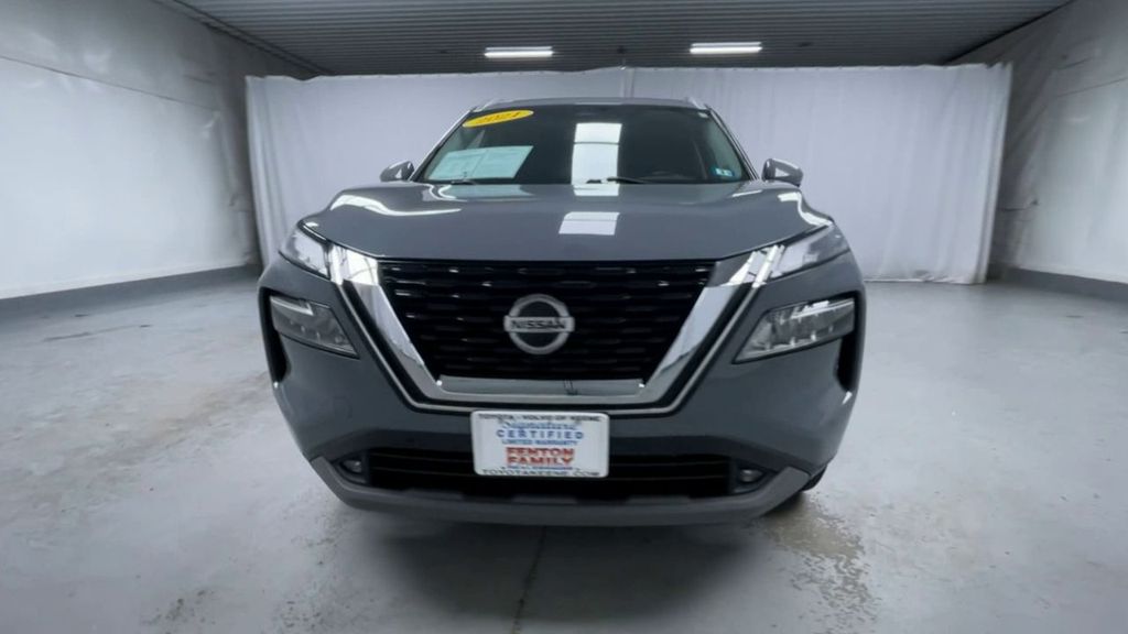 2021 Nissan Rogue SL photo 3