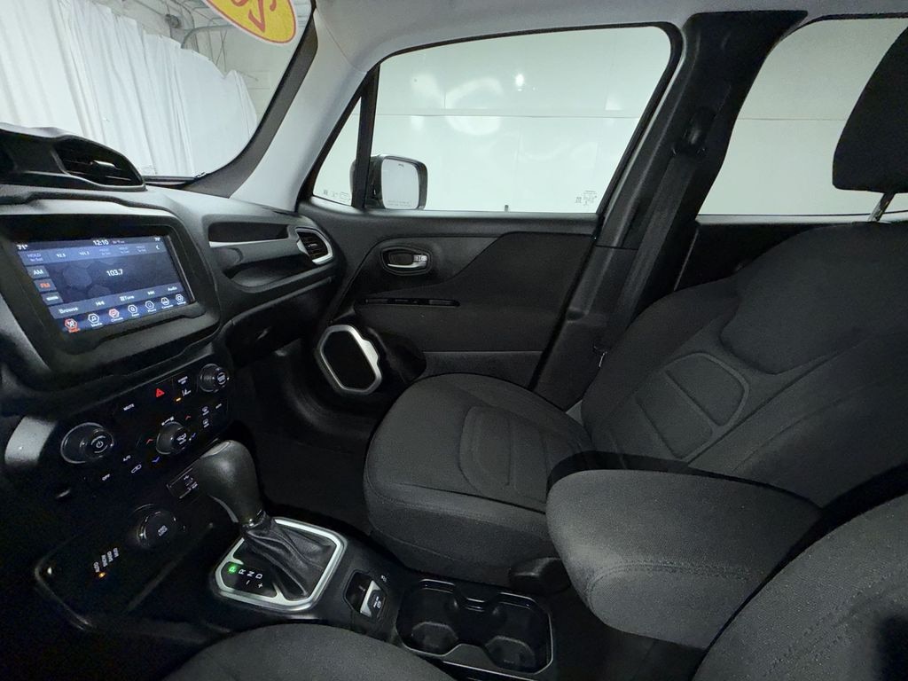 Used 2021 Jeep Renegade Latitude SUV