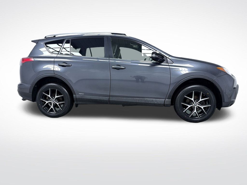 Used 2018 Toyota RAV4 Hybrid SE SUV