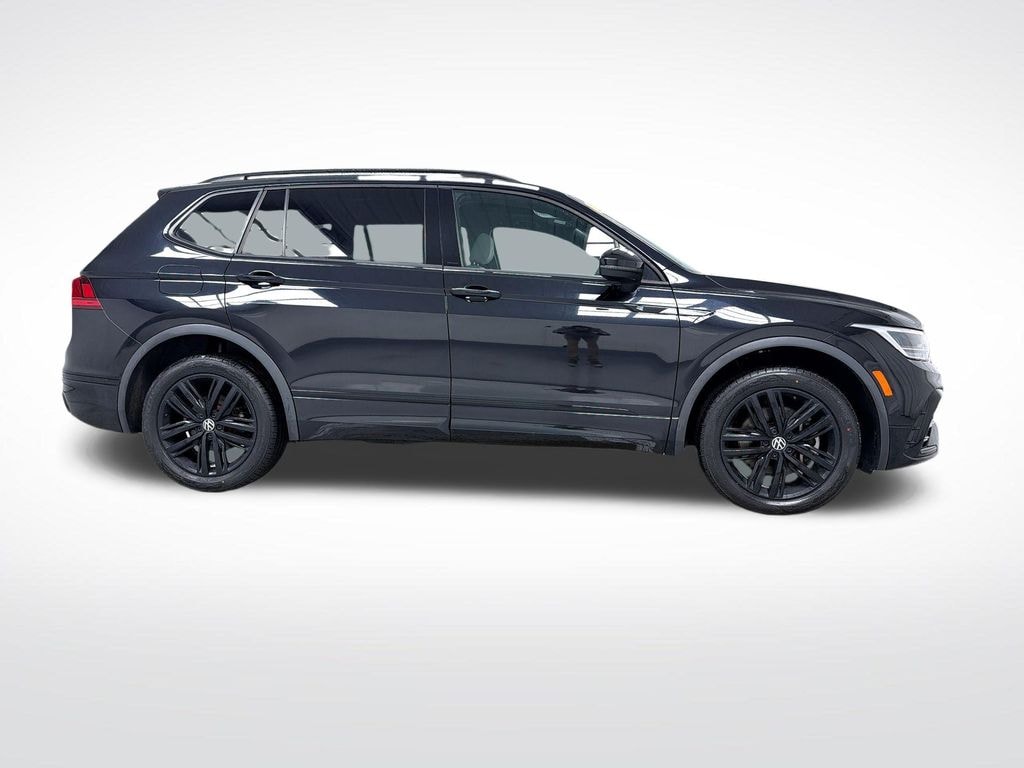 Used 2022 Volkswagen Tiguan 2.0T SE R-Line Black SUV