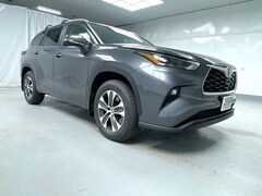2025 Toyota Highlander XLE SUV