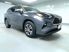 2021 Toyota Highlander XLE SUV