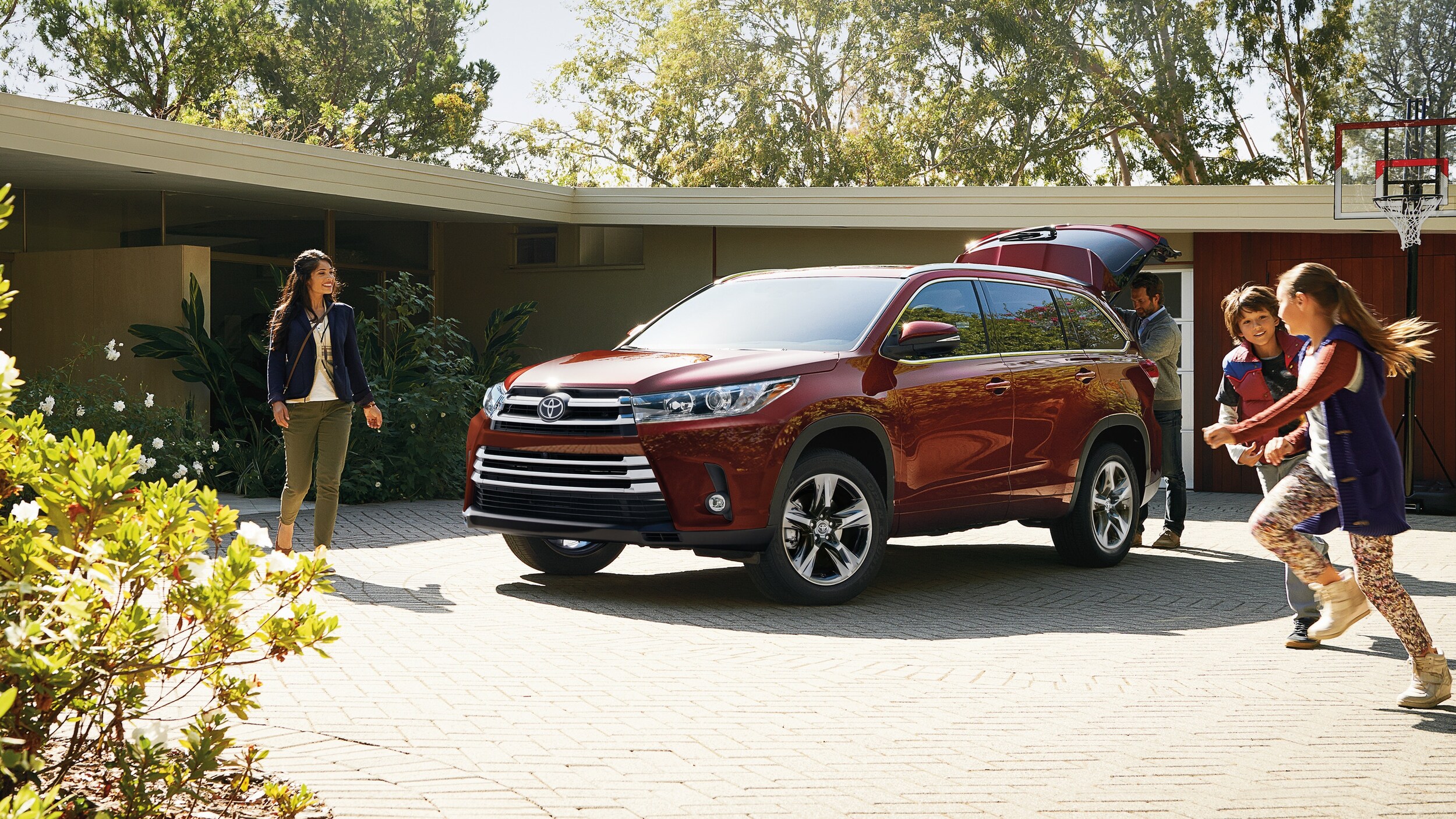 2019 Toyota Highlander in Keene, NH Toyota of Keene