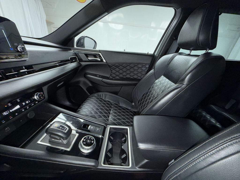 Used 2023 Mitsubishi Outlander SEL SUV