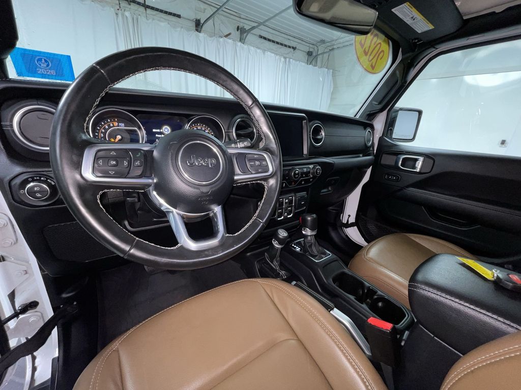 2022 Jeep Gladiator Overland photo 3