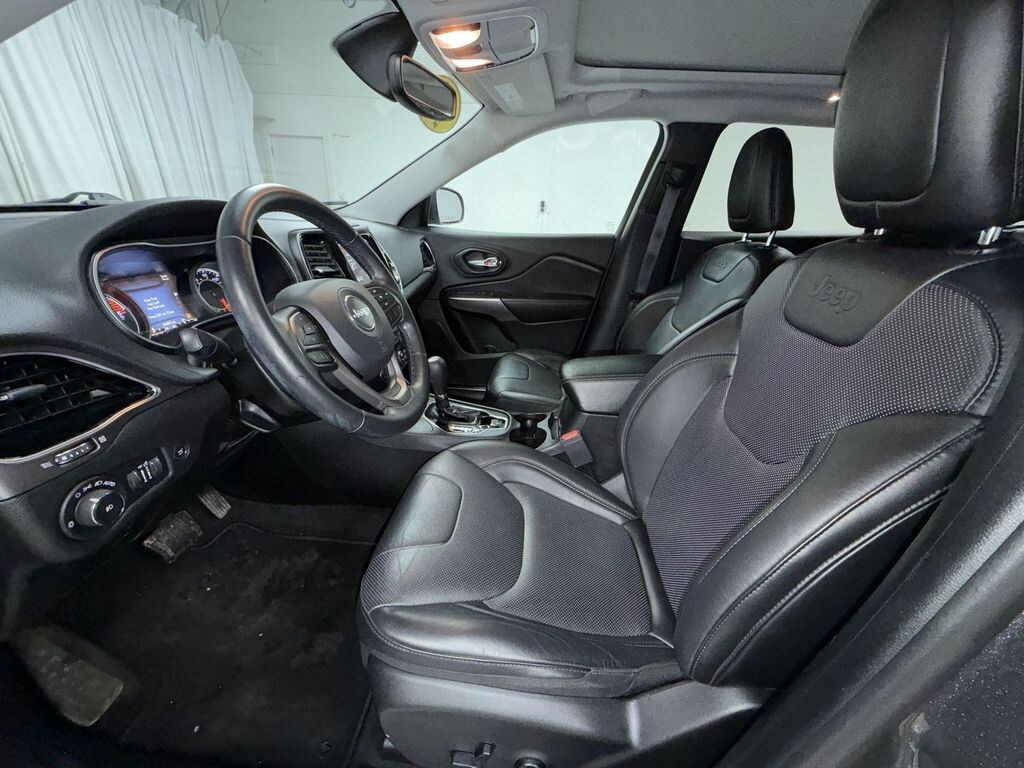 Used 2020 Jeep Cherokee Limited SUV