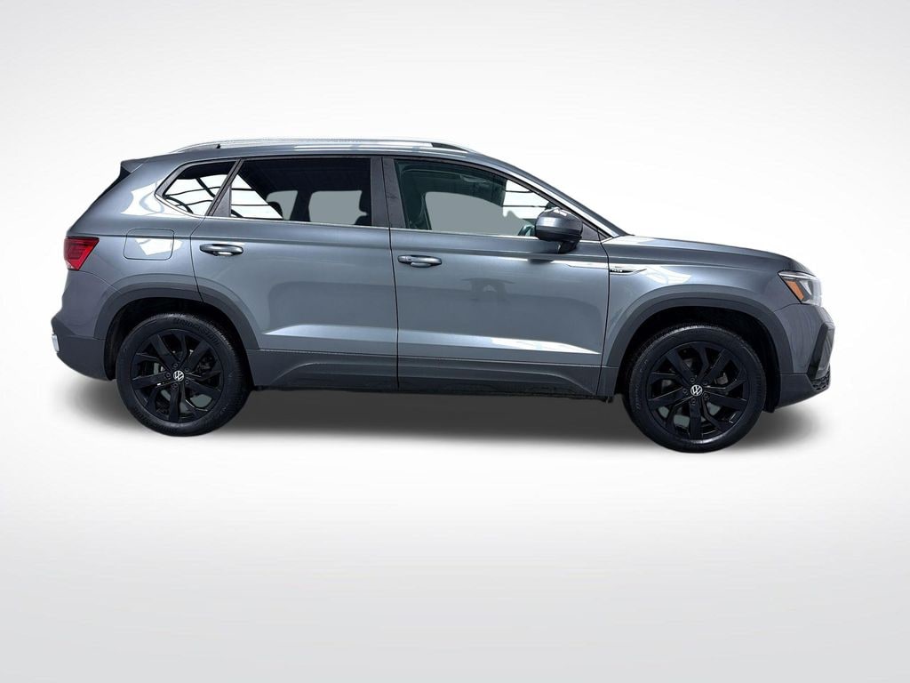 Used 2022 Volkswagen Taos 1.5T SE SUV