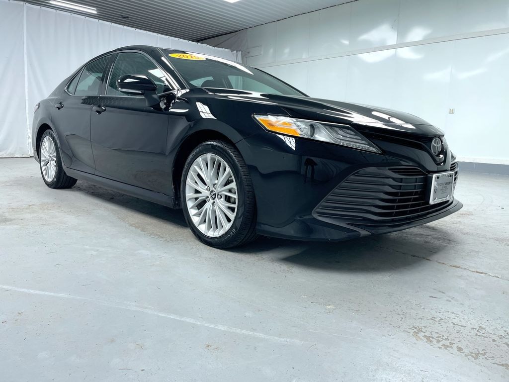 Used 2019 Toyota Camry XLE Sedan