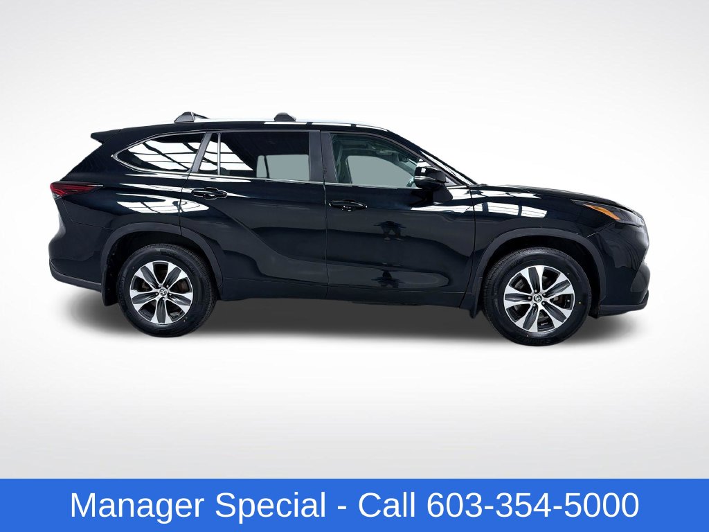 2024 Toyota Highlander XLE SUV